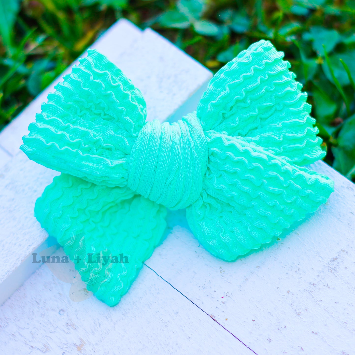 hand tied - brights mint green