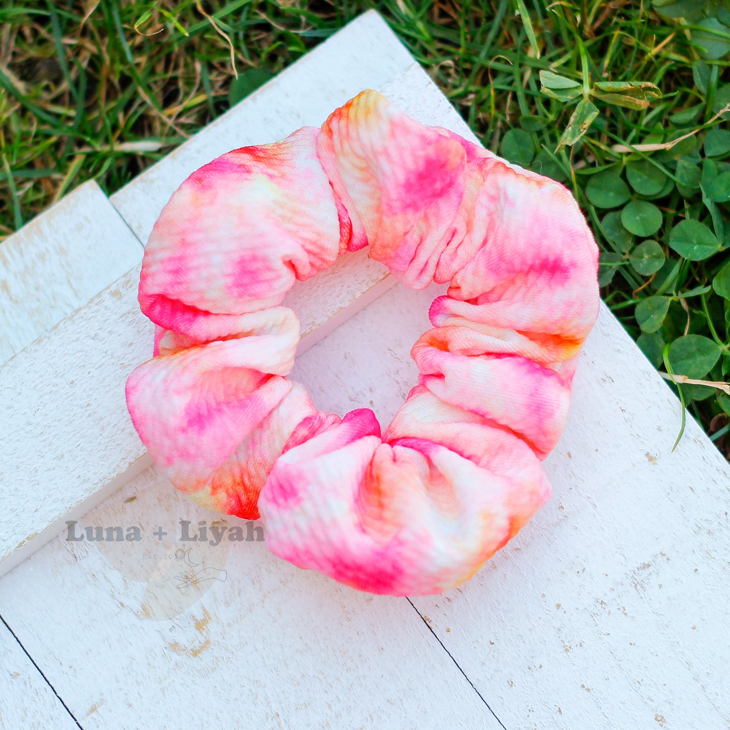 scrunchie - pink & orange tie dye